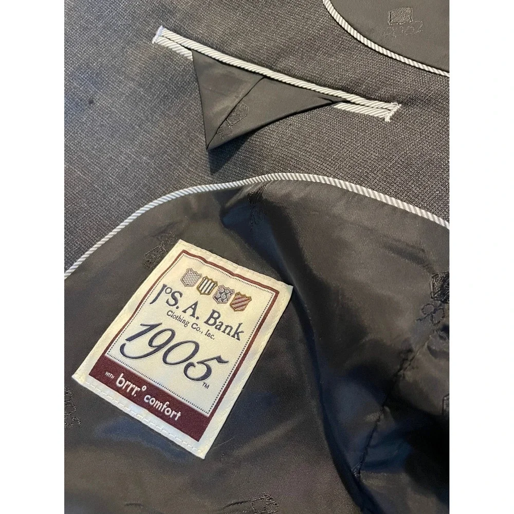 Jos A Bank Sport Coat 46R Wool Gray Two Button Blazer 1905 Collection